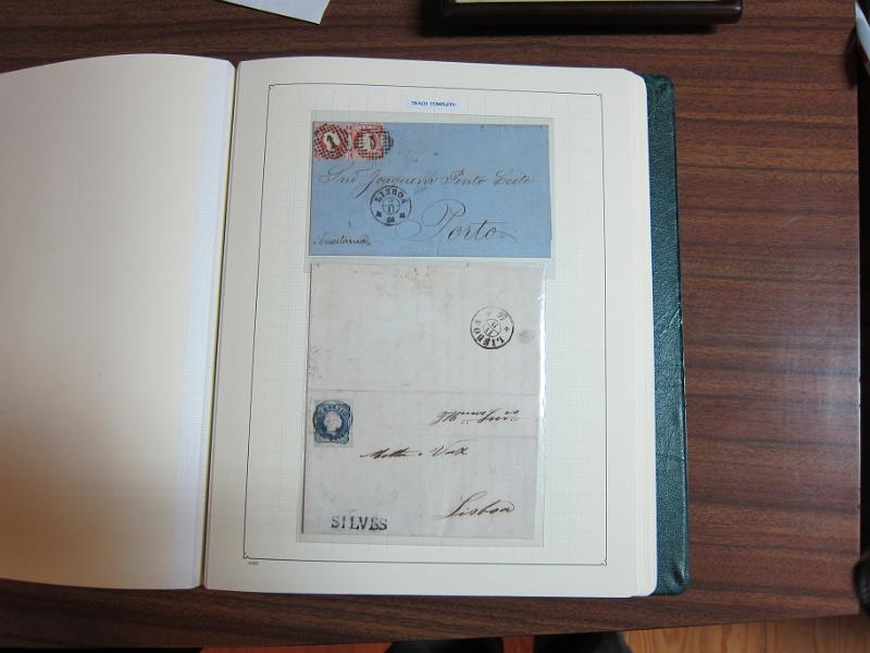 0018 (86).JPG -     Lote:    18      Marcofilia      Lotes Especiais       Descrição:         Portugal &mdash; Colecção especializada em dois álbuns com estudo especializado das marcas de duplo círculo e circulares de Lisboa, com selos de diversas emissões e cartas. Lote a ver.        Lote       Valor Base:     &euro; 1.000,00     Valor Venda:     Retirado     